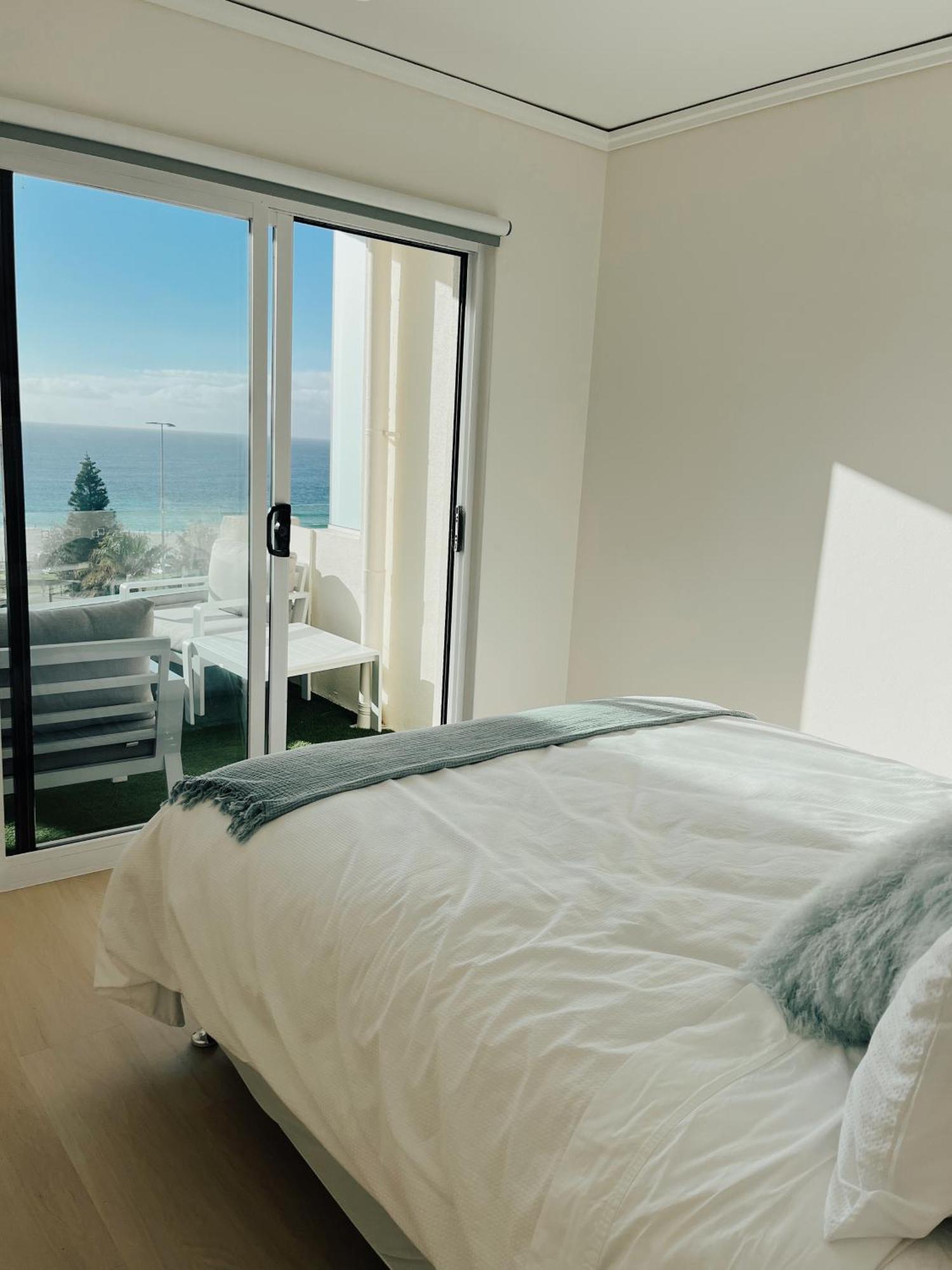 Bondi Beach Waves 2 Beachfront Apartment Sydney Exteriör bild