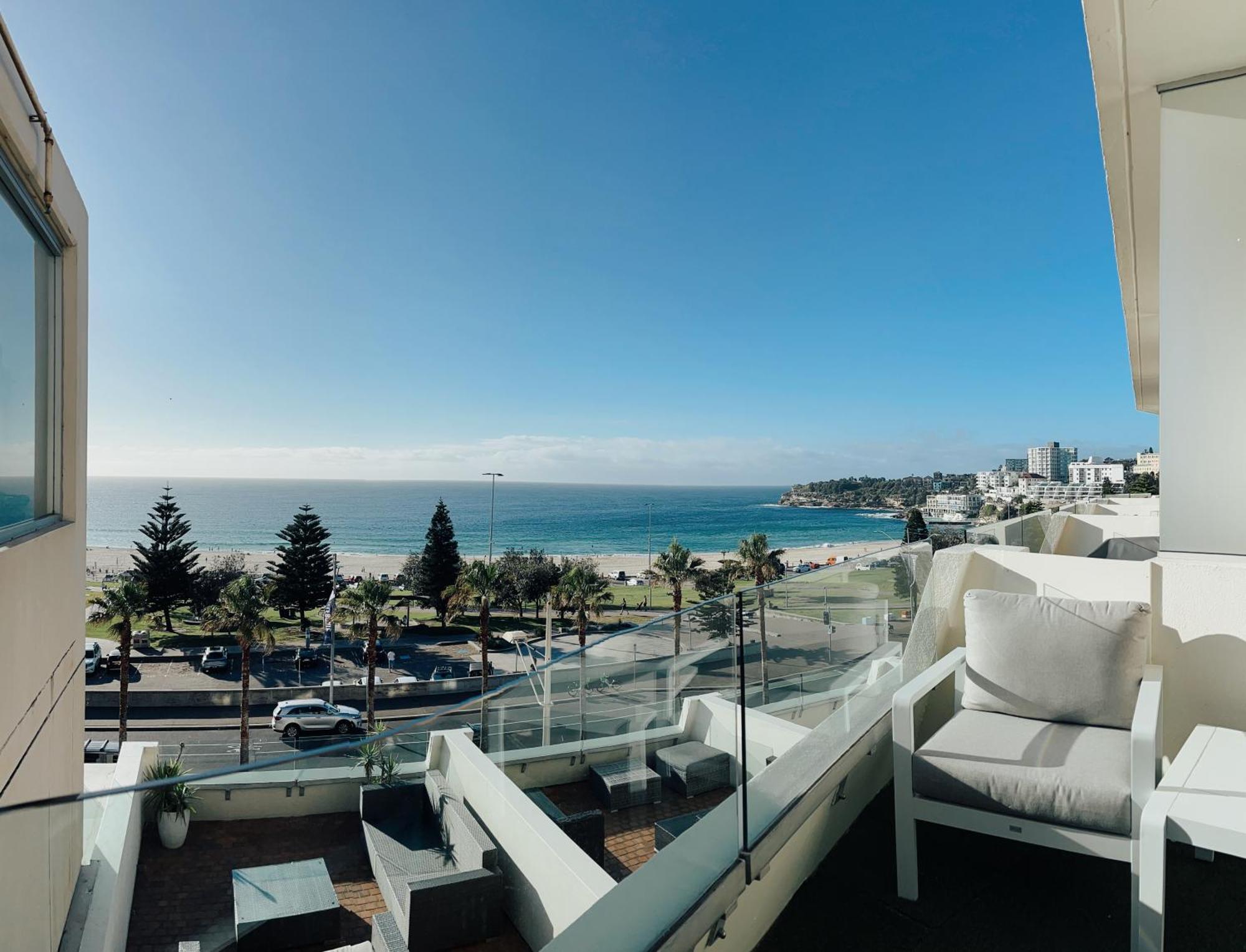 Bondi Beach Waves 2 Beachfront Apartment Sydney Exteriör bild